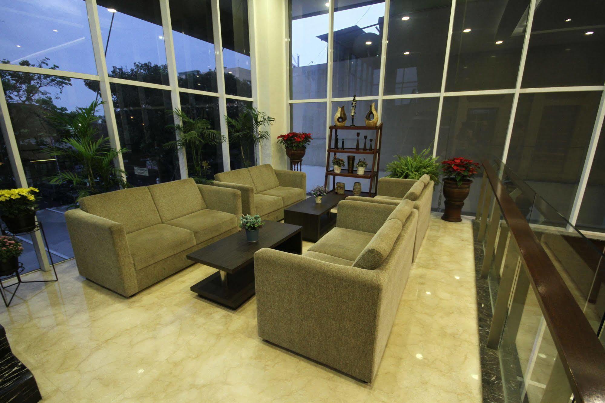 Atlantic City Hotel Bandung Exterior photo