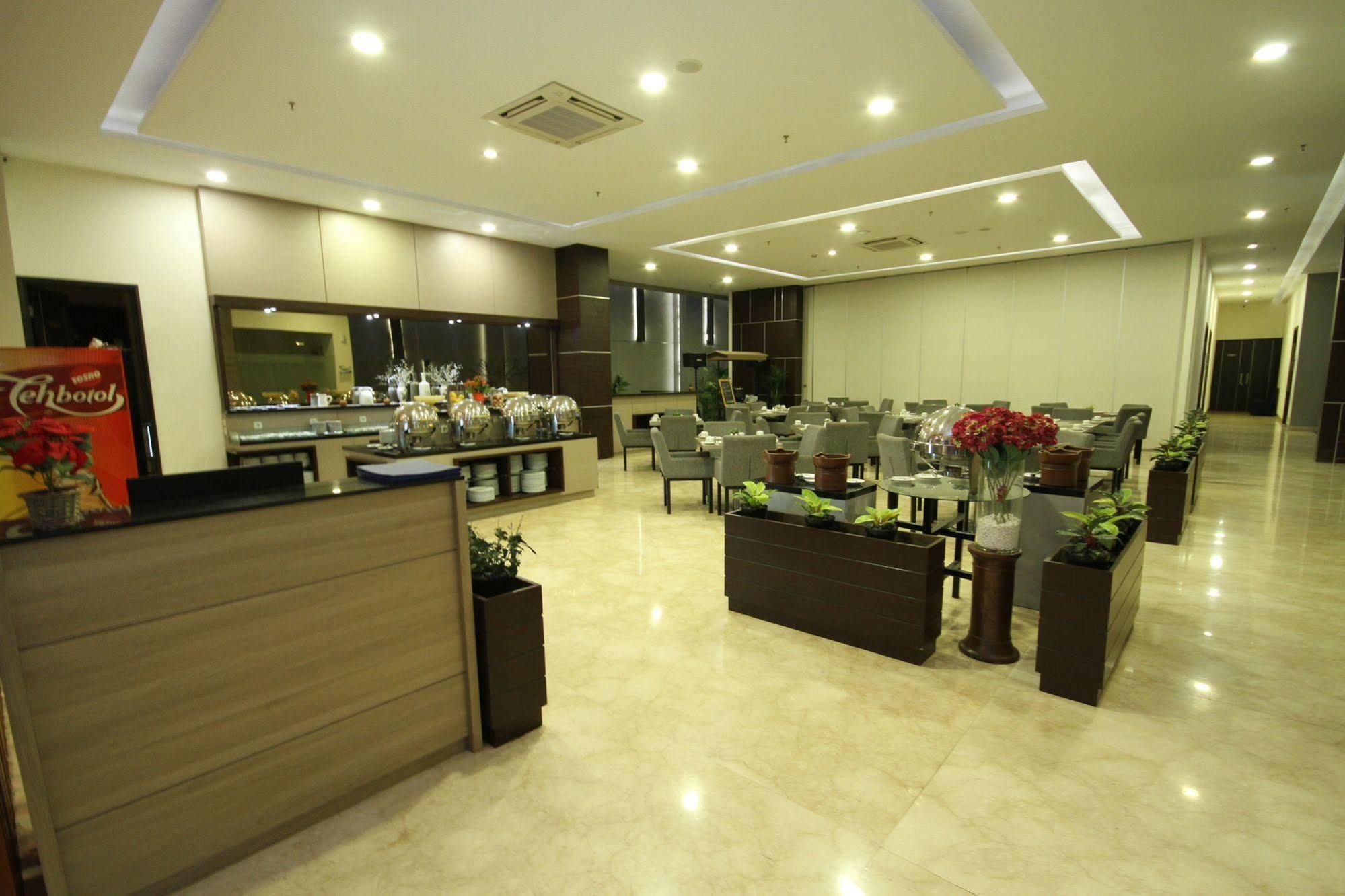 Atlantic City Hotel Bandung Exterior photo