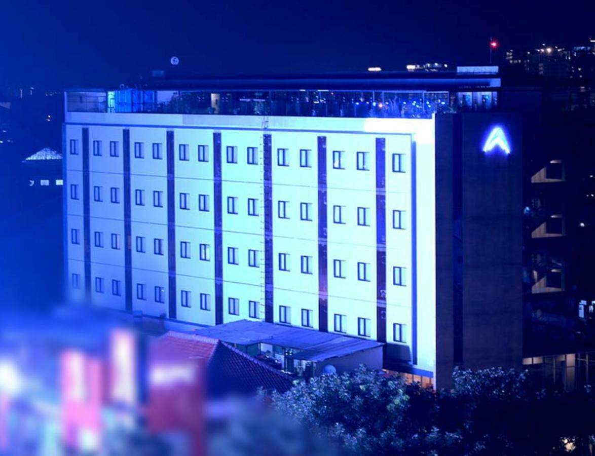 Atlantic City Hotel Bandung Exterior photo